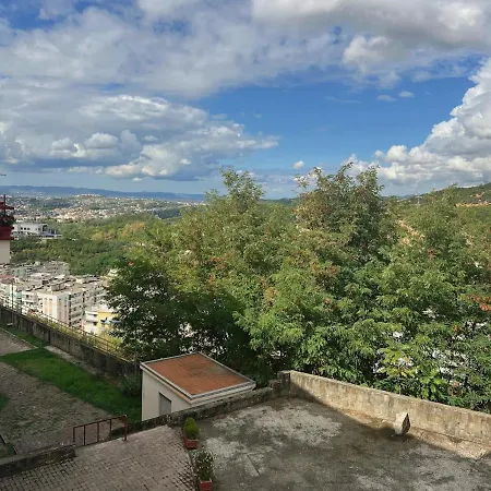 Up In 公寓 地拉那